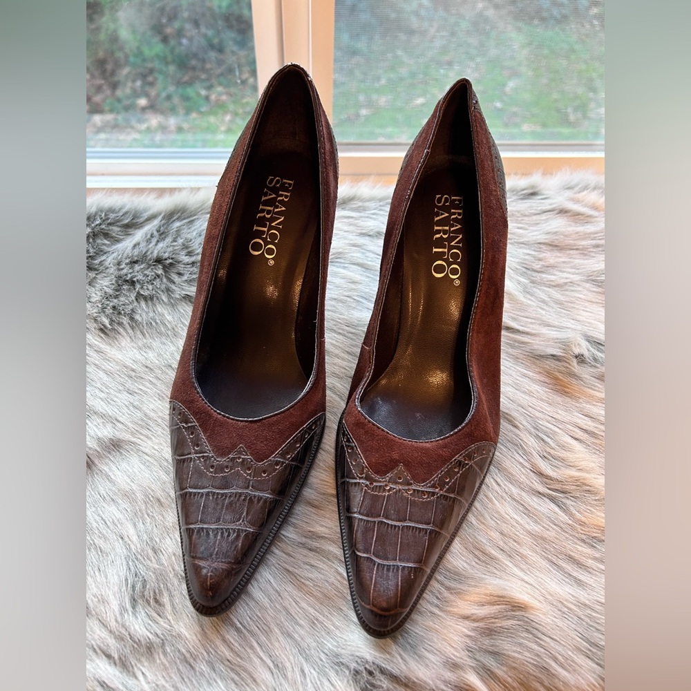 Vintage Franco Sarto pointy toe heels size 7 1/2. Leather shoes